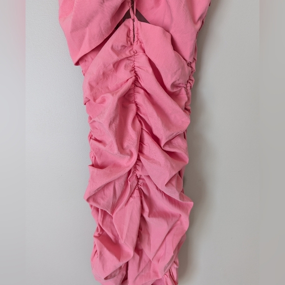Zara Barbie Pink Cut-out Rushed Halter Mini Dress Womens Size S Cocktail Evening - Picture 3 of 13